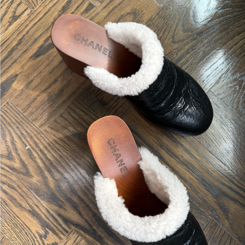 CHANEL Black and White Mules with Plush Lining - Picture 1 of 5